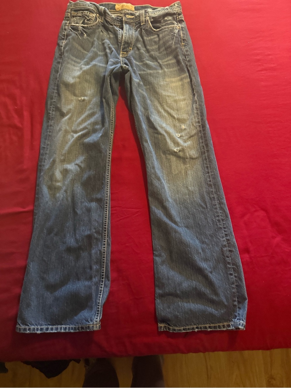 BKE Two-Tone Denim Jeans in Dark Blue and Cream